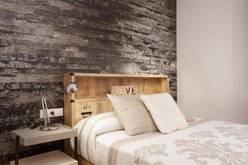 Entire apartment, Apartment Beach Front Canet in Canet de Mar, Costa del Maresme