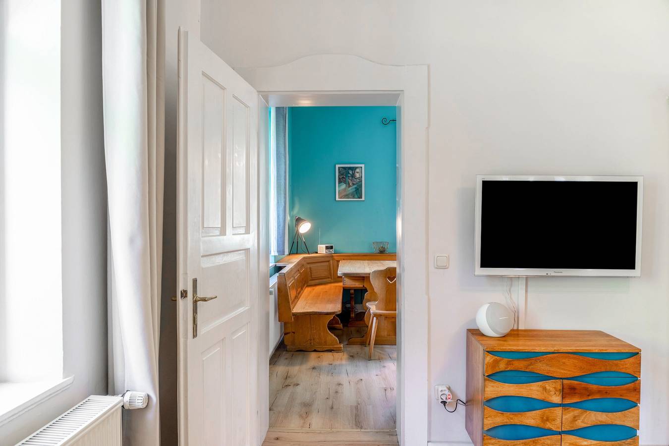 Hel lägenhet, Apartment Alena in Charming Historic Building with Mountain Views, Shared Garden in Garmisch-Partenkirchen, De Bayerska Alperna