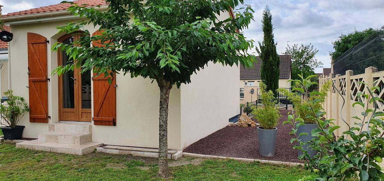 One-Bedroom House in Bétheny, Marne