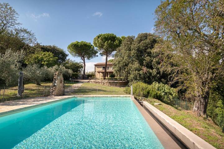 Apartamento de vacaciones para 4 personas, con piscina además de vistas y jardín - 1
