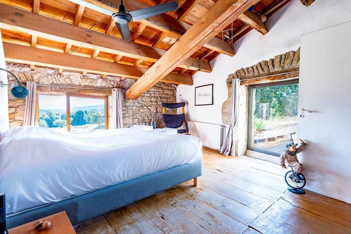 Location de vacances pour 10 personnes, avec sauna ainsi que jardin et jacuzzi à Chabrillan - 2