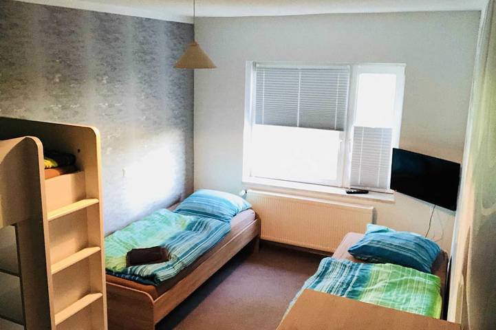 Camping für 8 Personen, mit Garten und Balkon in Mecklenburgische Seenplatte - 4