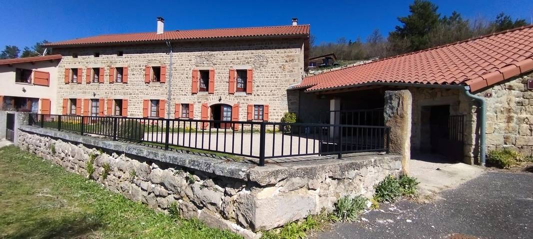 Gîte pour 15 personnes, avec jardin, animaux acceptés - 1