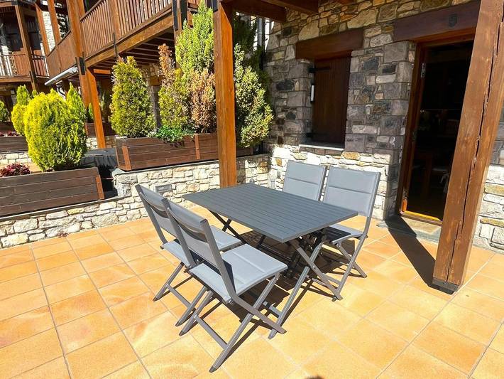 Casa rural para 8 personas, con Jardín y Piscina en Bellver de Cerdaña - 3