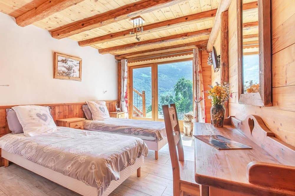 Landhaus, wifi, 50m bis zu den geschäften, sauna, terrasse, balkon, parkmöglichkeiten, 170-180m² in Villaroger, Albertville und Umgebung