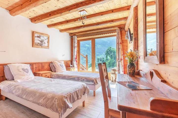 Chalet pour 12 personnes, avec jacuzzi ainsi que balcon et sauna à Villaroger - 4