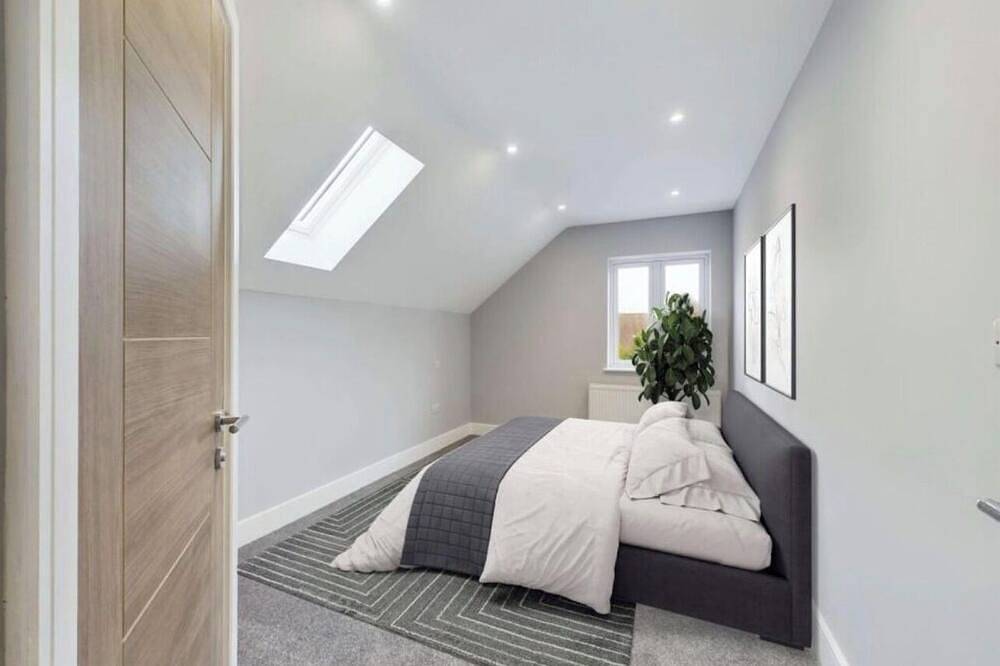 Private gated 5-bedroom home in stunning village location. in Hertfordshire