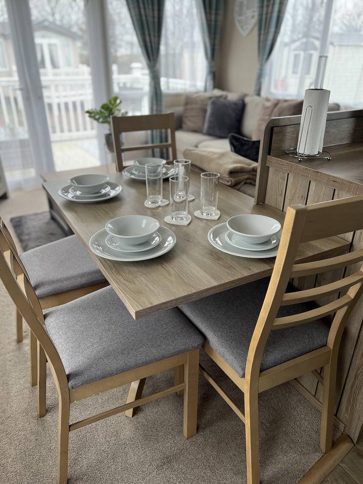 2 Bed Caravan - Sleeps 6 - Parking - Pets in North Tyneside