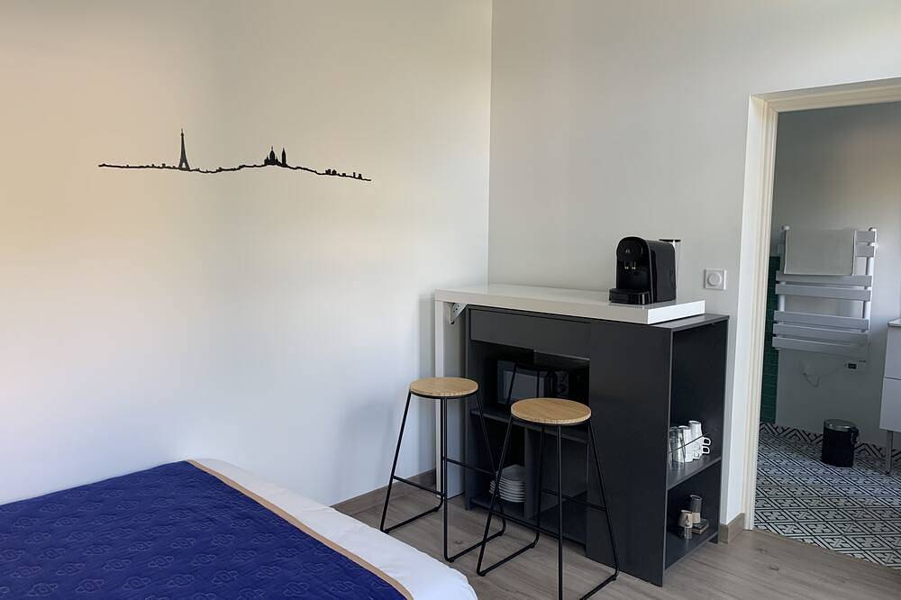 Appartement entier, Studio Cocooning « Vue sur Paris » à 15 mn de Paris in Sartrouville, Yvelines