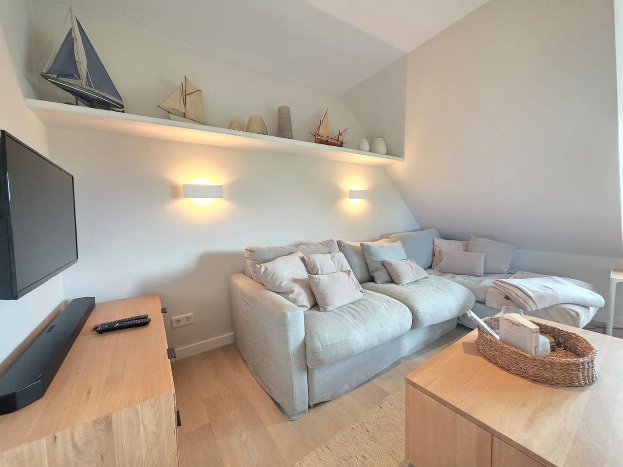 Beachside 21 Rantum auf Sylt – Exklusive Ferienwohnung im Reetdachhaus direkt an den Dünen & nur 100 Meter zum Strand, foto 9