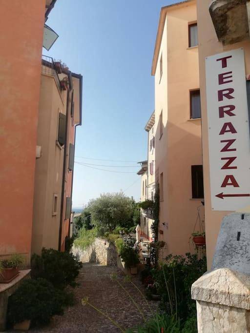 Ganze Wohnung, Ca'Rosa an Italian experience in the old town in Cavaion Veronese, Gardasee-Berge