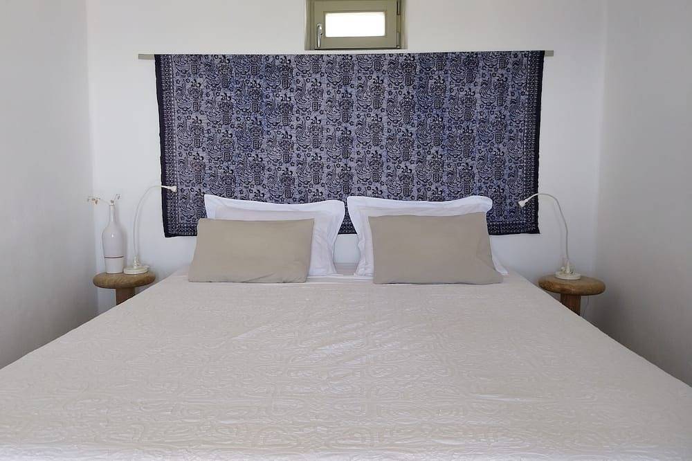 Anthos Lodge with panoramic sea view, surrounded by hiking trails in Kykladen