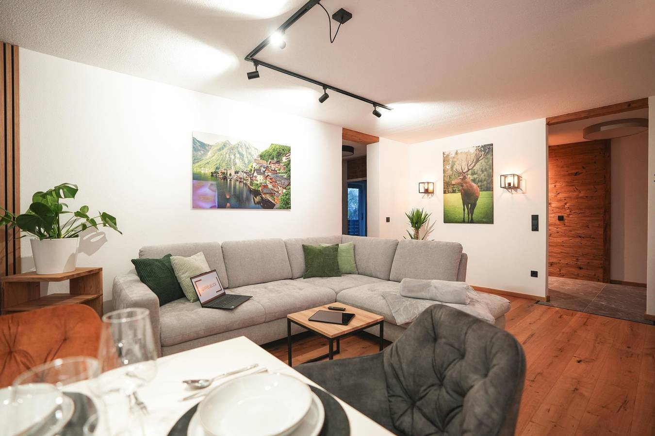 Ganze Ferienwohnung, Ferienwohnung Gipfelblick - Ferienwohnung Gipfelblick mit Balkon, 90qm in Bernau am Chiemsee, Chiemsee