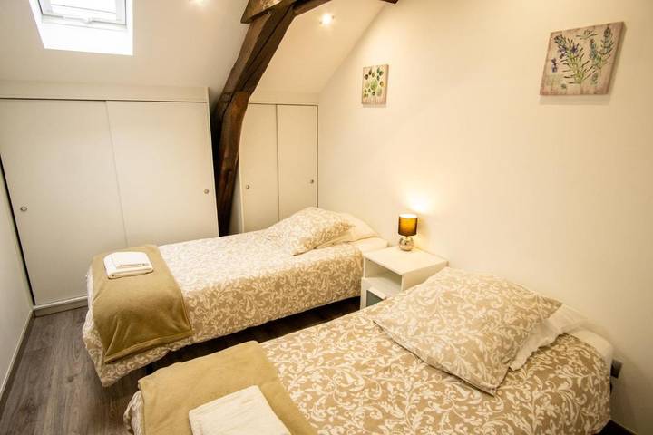 Gîte pour 7 personnes, avec jardin dans Le Pin (Seine-et-Marne) - 2