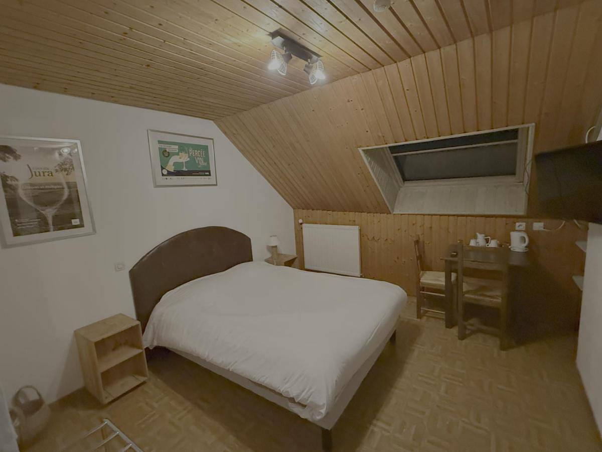 Auberge du Comtois in Pont-d'Héry, Jura Francais