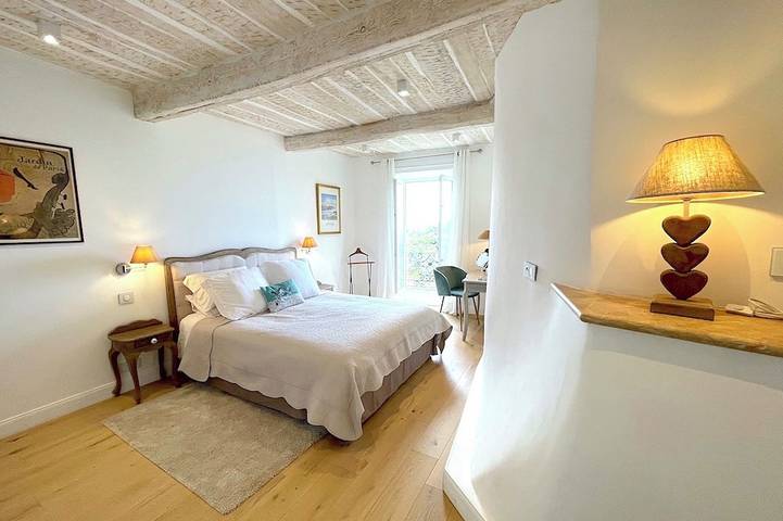 Fully air-conditioned 4-star luxury village house in Tourrettes-sur-Loup, Costa mediterránea (Francia)