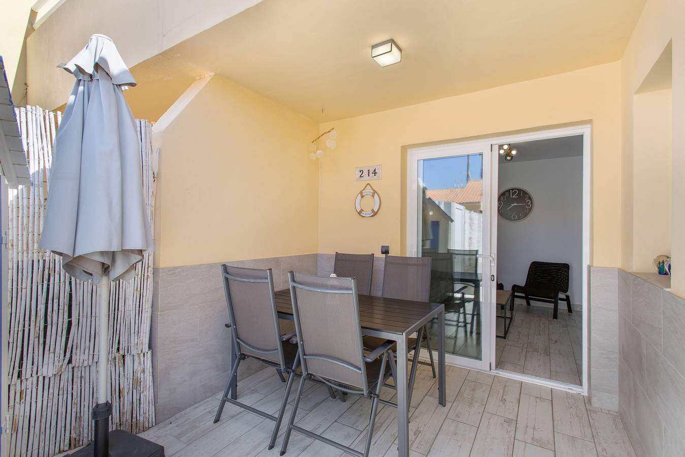 Casa de vacaciones 'La Marinera' con piscina compartida, Wi-Fi y aire acondicionado in Sonnenland, San Bartolomé de Tirajana
