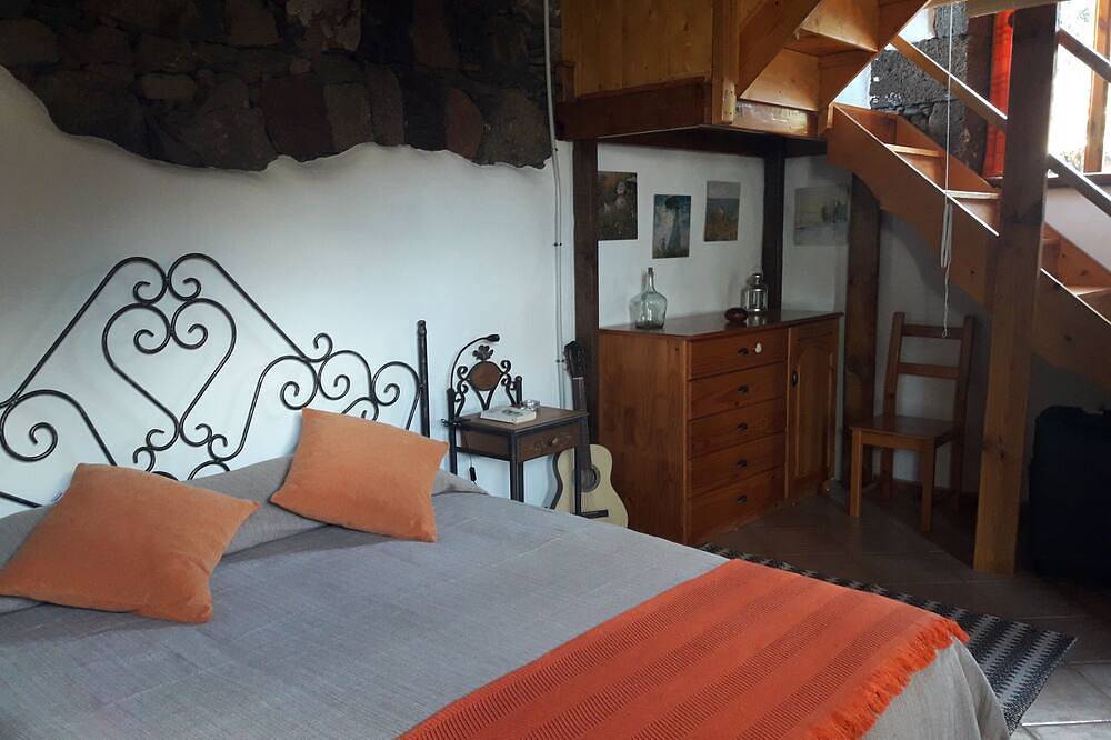 Casa \"El Vallito\"  tranquilidad en la Isla del meridiano in Erese, Valverde
