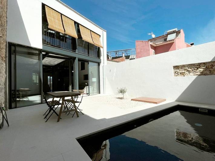 Casa de vacaciones para 5 personas, con piscina además de balcón y vistas - 1