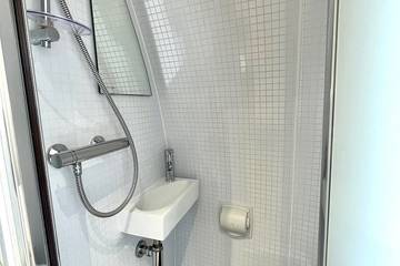 Glamping for 2 People in Point Clear, St Osyth, Photo 3