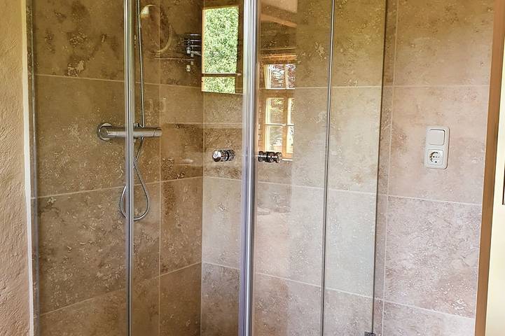 Ferienhaus für 2 Personen, mit Sauna und Terrasse sowie Garten in Carinerland - 3