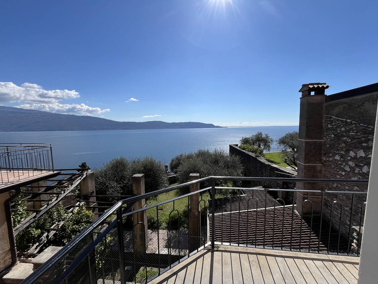 La vista dal Borgo in Toscolano-Maderno, Prealpi Gardesane