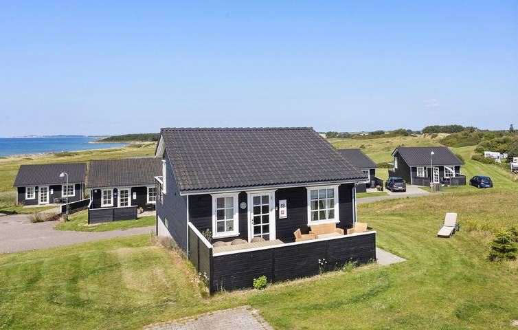 Ferienhaus für 6 Personen, mit Terrasse und Whirlpool - 1