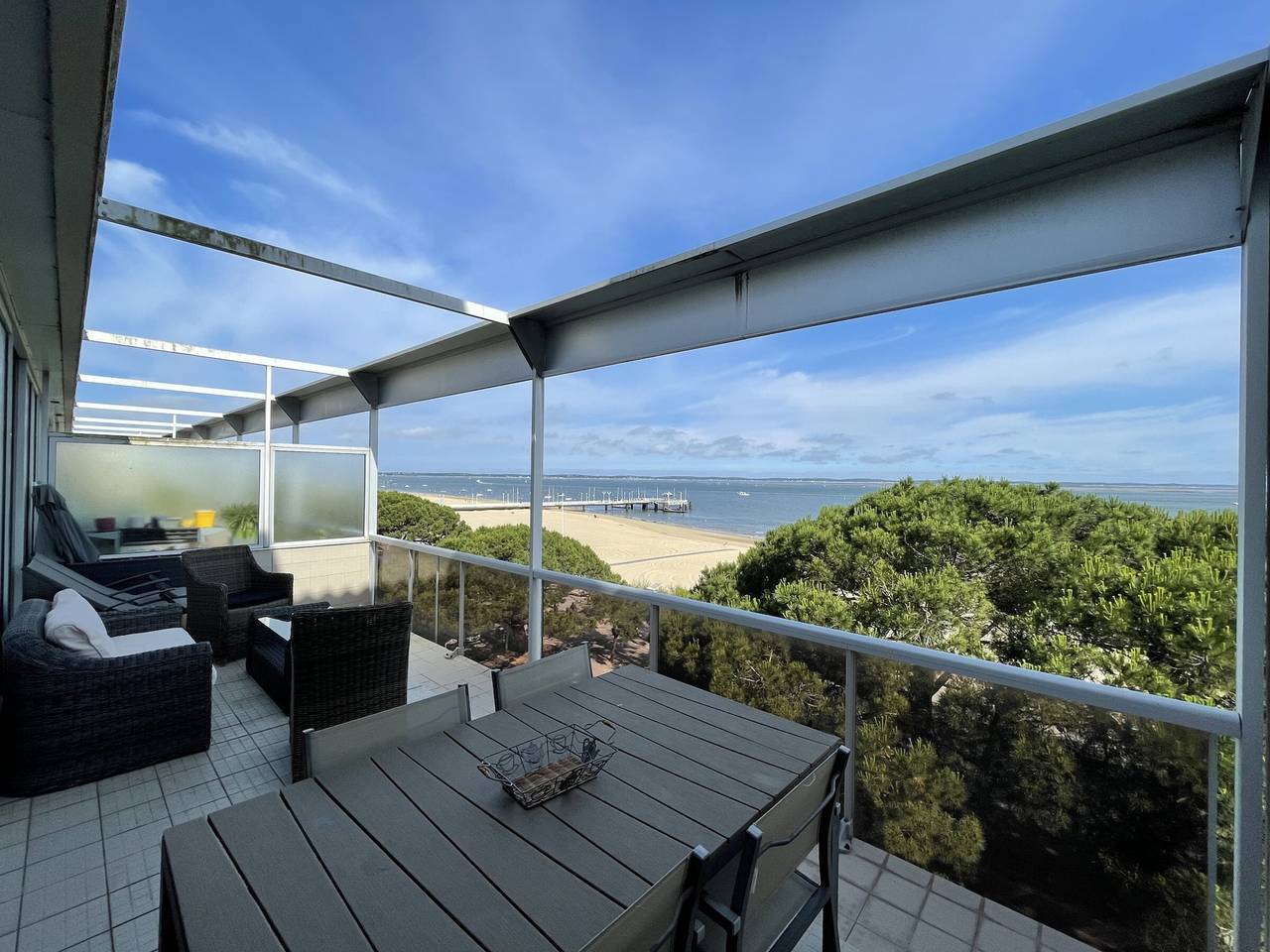 Apartamento entero, Excelente T3 Centro Arcachón con Parking y Wifi in Arcachón, Region de Arcachon