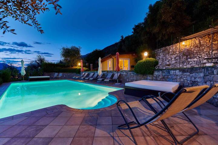 Ferienwohnung für 5 Personen, mit Balkon und Garten am Gardasee