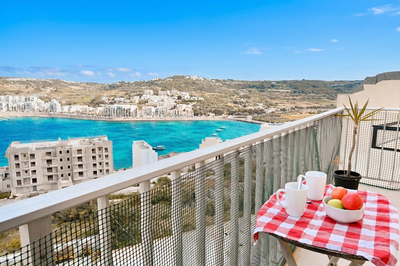 Ganze Wohnung, Seaview Apart 5mn From Sea Xemxija in St. Paul's Bay, Insel Malta