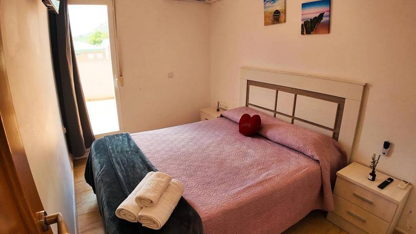 Gîte pour 8 personnes, avec terrasse et vue, animaux acceptés à Calasparra - 4