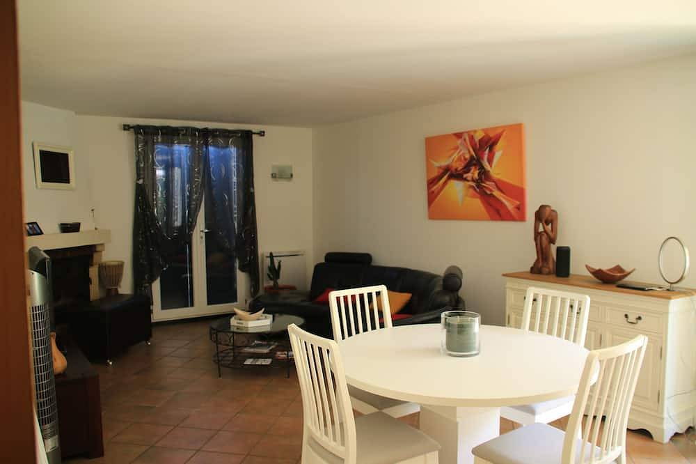 House with private pool tennis garden in Montboucher-sur-Jabron, Nyons und Umgebung