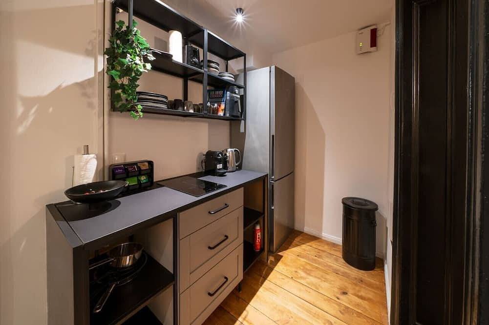 Ganze Wohnung, Apartment im Bergmannkiez designed by Bevo in Kreuzberg Berlin, Berlin