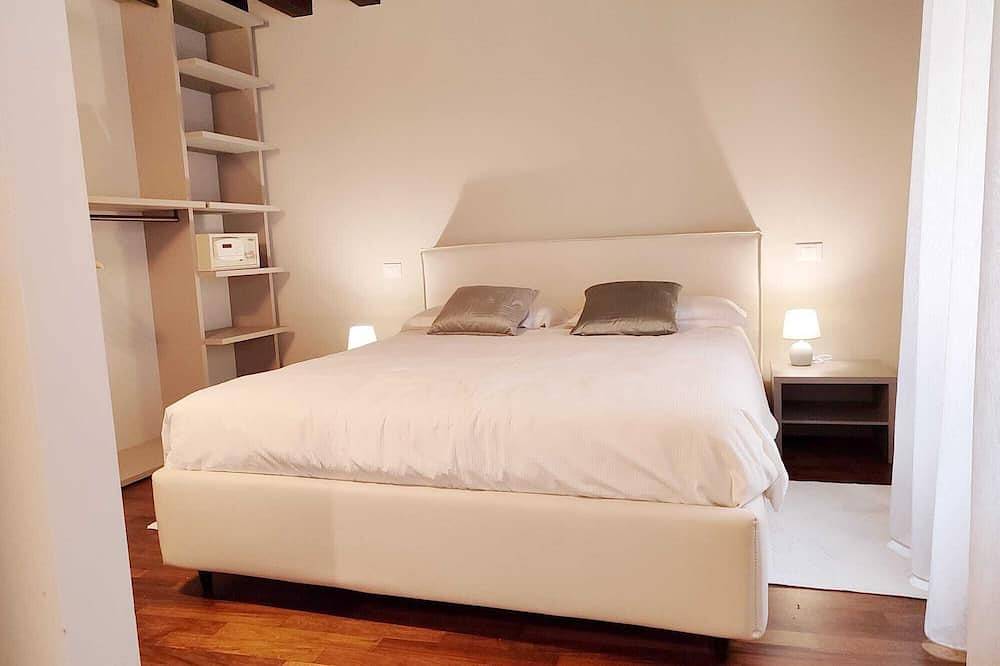 Entire apartment, Ca Dei Buranelli 1 - City Center in Treviso, Treviso Province
