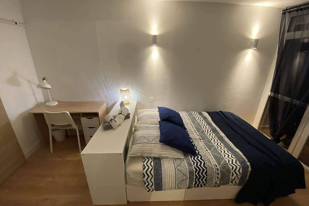 Bright downtown T2 near metro in Toulouse, Haute-Garonne