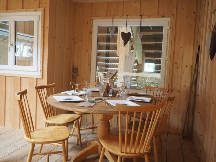 Ganze Ferienwohnung, Stall Reunz - Schlafen im Stall in Vaz/Obervaz, Plessur Alpen