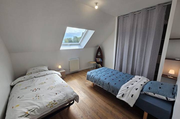 Location de vacances pour 4 personnes, avec jardin à Hénansal - 2