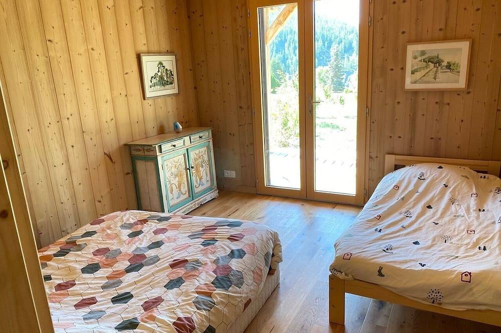 Grand Chalet sur la Route du Lac à 6 min d'Allos Village - Idéal Famille in Allos, Région Castellane