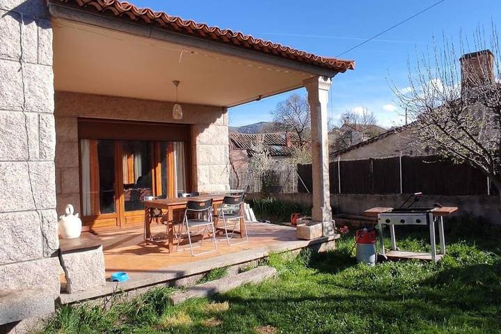 Ferienhaus für 10 Personen, mit Garten - 1
