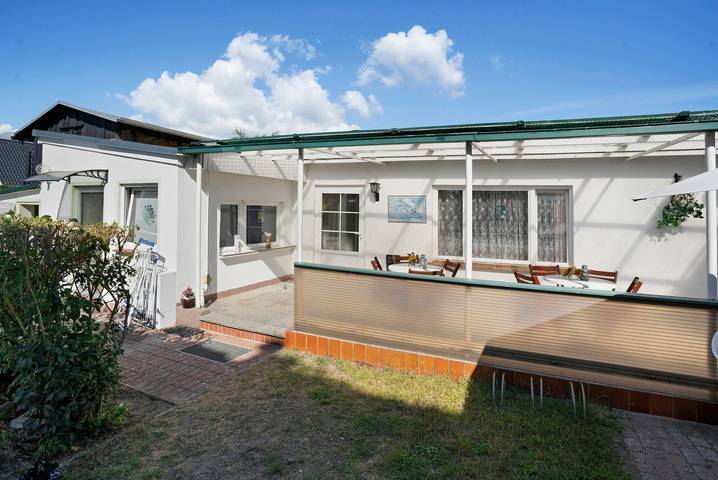 Ferienhaus für 2 Personen, mit Garten in Bernsteinbäder
