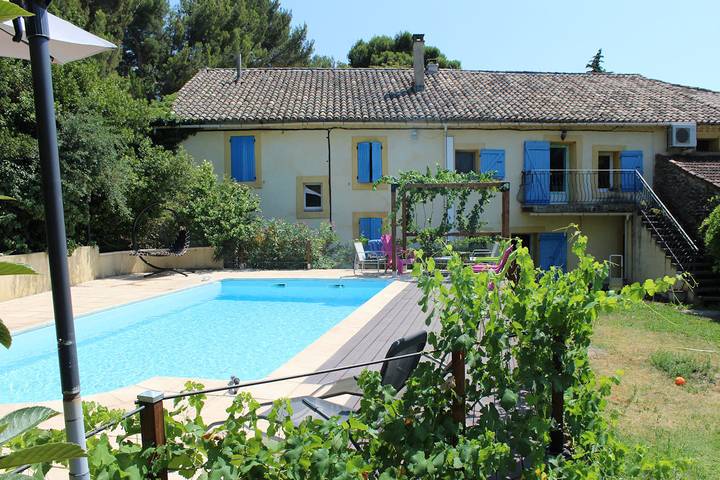 Gîte pour 10 personnes, avec piscine et terrasse, animaux acceptés dans le Vaucluse - 4