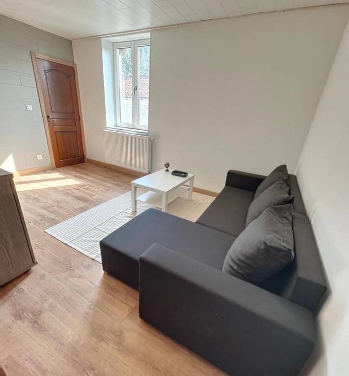 Gîte pour 6 personnes, animaux acceptés dans Aéroport de Charleroi Bruxelles Sud Gosselies - 4