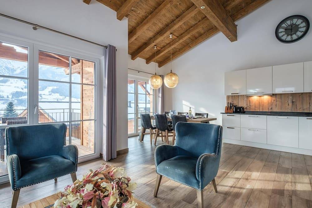 Ganze Wohnung, Penthouse mit Gemeinschaftssauna und Aufzug in Piesendorf, Pinzgau