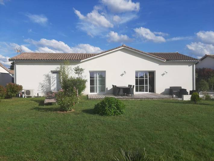 Gîte pour 4 personnes, avec jardin et vue à Saint-Yrieix-sur-Charente - 3
