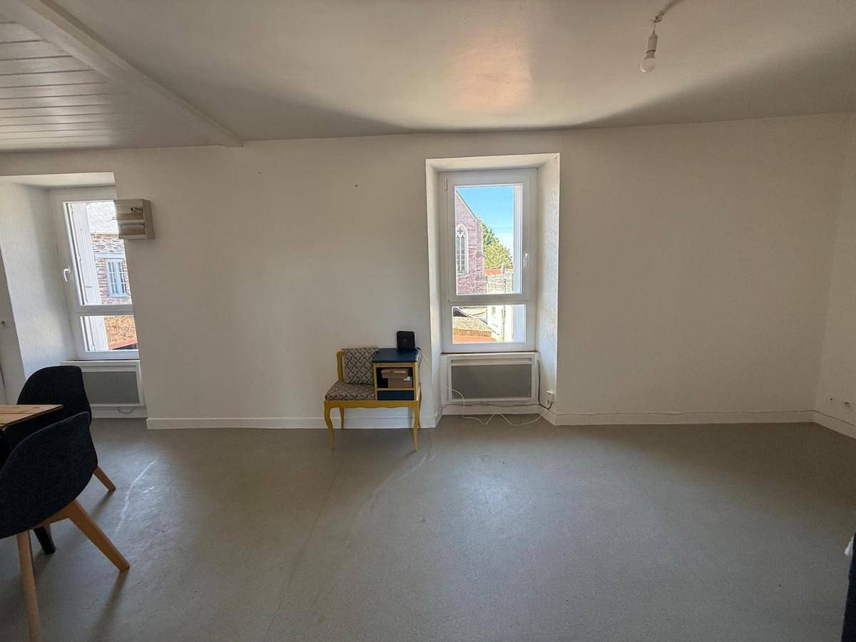 Appartement entier, One-Bedroom Apartment in Pont-Réan (Guichen), Guichen