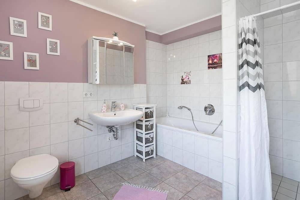 Ganze Wohnung, 2-Bett-Wohnung \"Rose\" - Ferienwohnungen Wengenroth in Westerburg, Westerburg & Umgebung