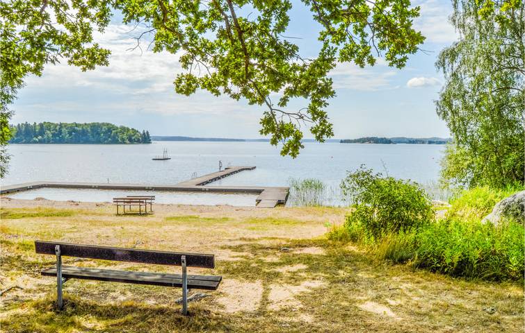 Ferienhaus für 6 Personen, mit Terrasse und Seeblick sowie Garten in Södermanland - 4