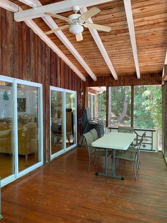 Vacation house for 12 people, with yard in Lake Norman