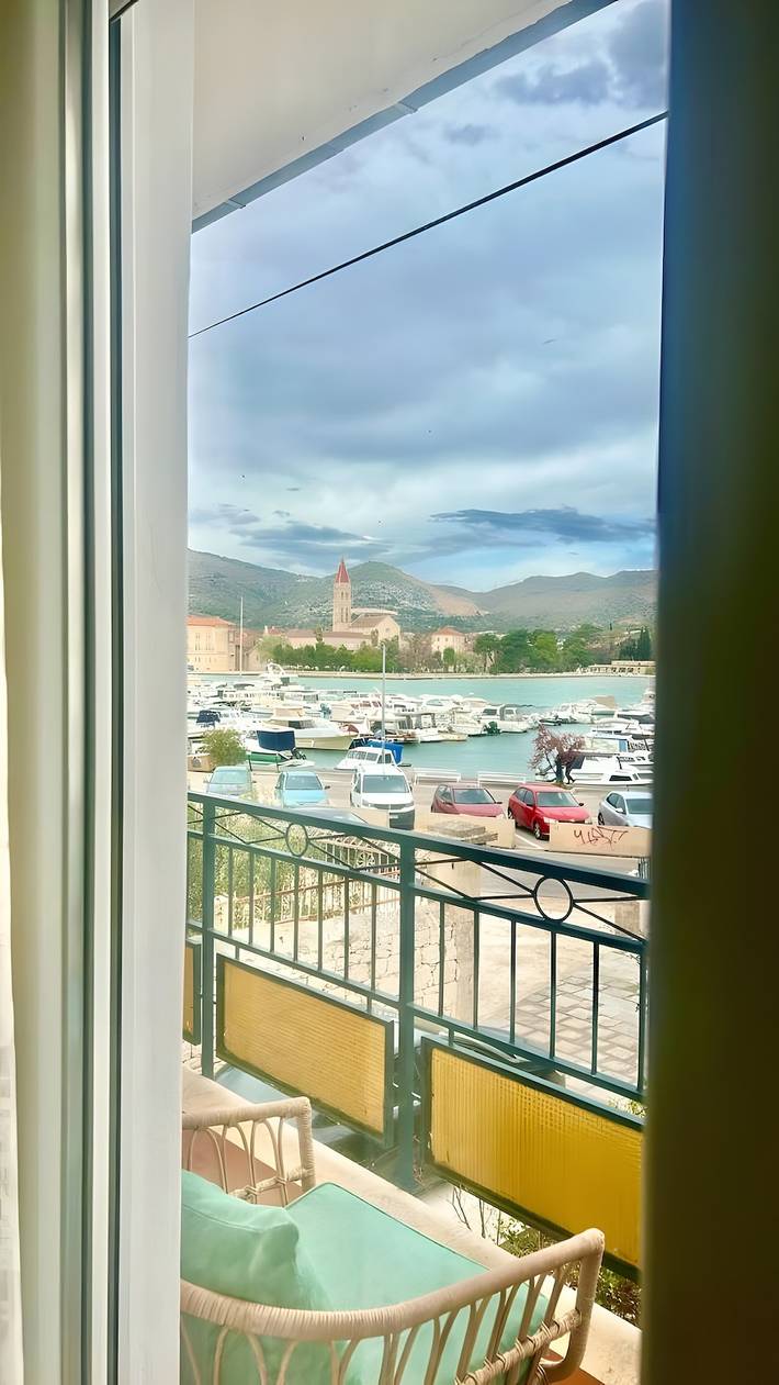 Ferienwohnung für 5 Personen, mit Balkon in Split-Dalmatien