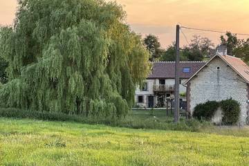 Gîte pour 9 personnes à Neauphe-sur-Dive